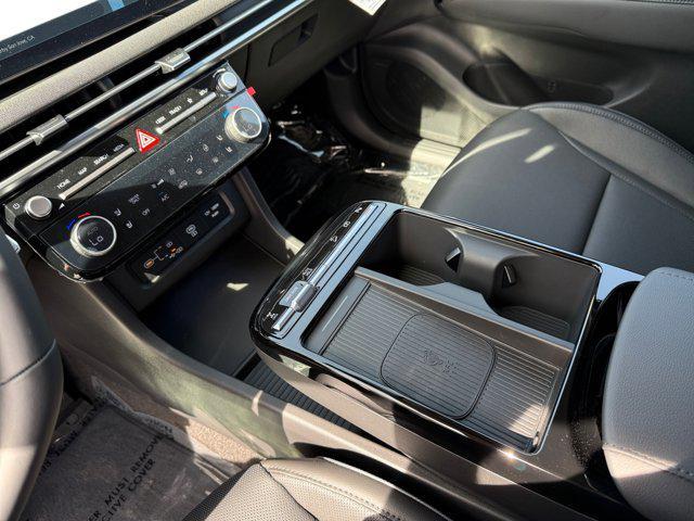 new 2025 Hyundai TUCSON Hybrid car, priced at $43,375