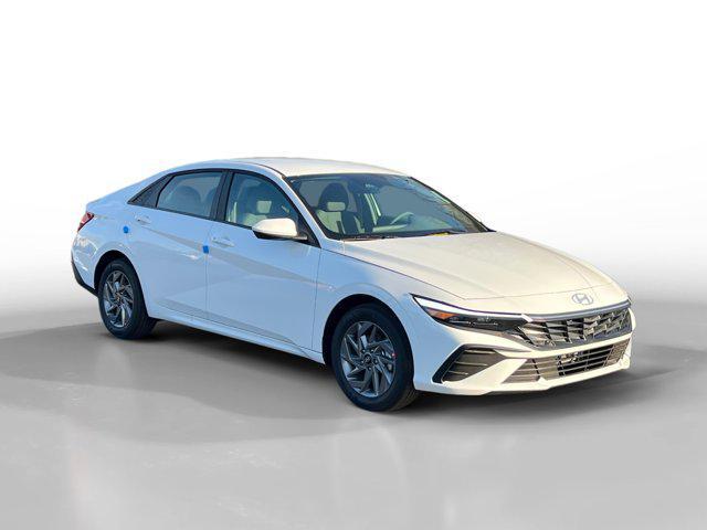 new 2025 Hyundai Elantra HEV car, priced at $26,710