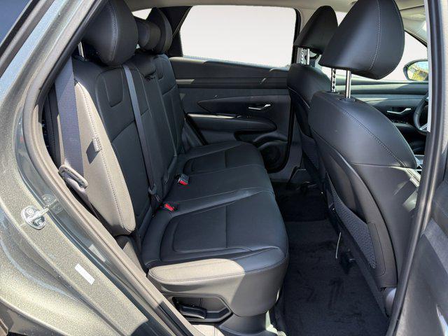 new 2025 Hyundai TUCSON Hybrid car, priced at $38,055