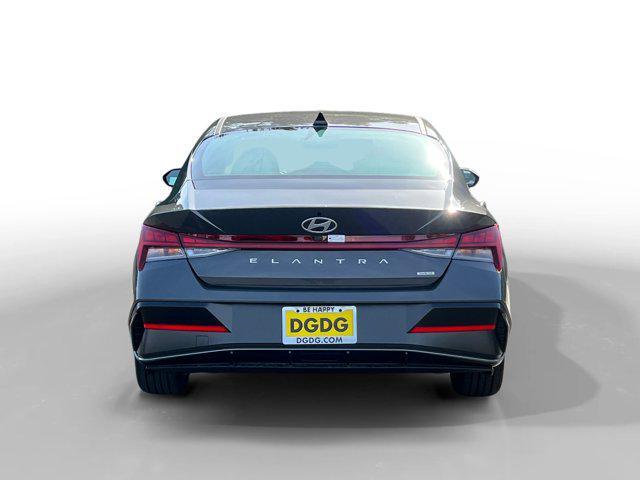 new 2025 Hyundai Elantra car, priced at $30,585