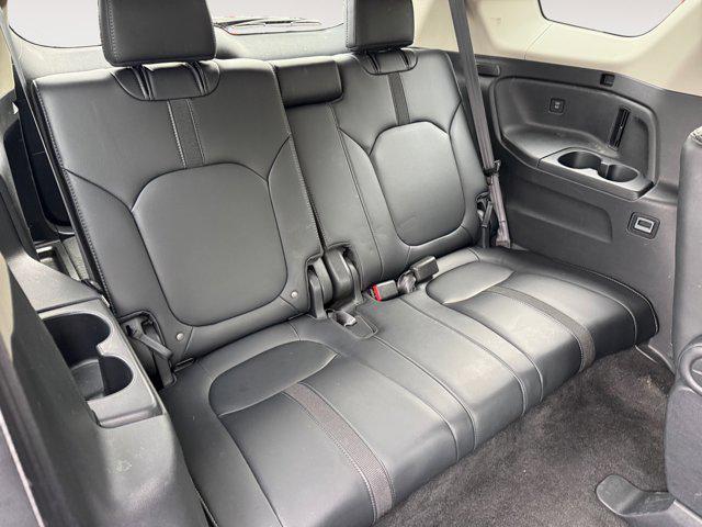 used 2024 Honda Pilot car, priced at $40,999