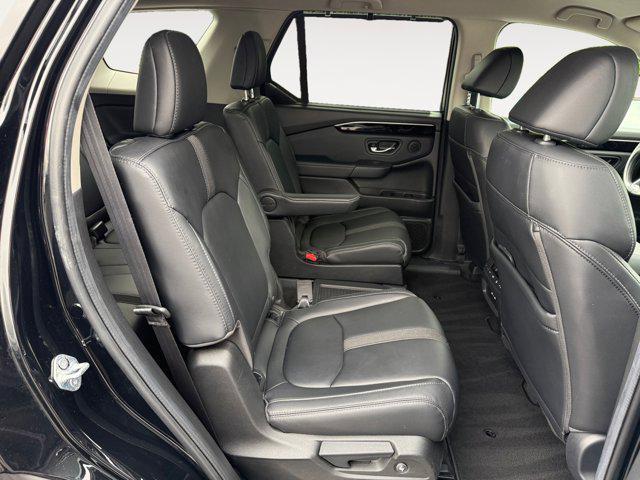 used 2024 Honda Pilot car, priced at $40,999