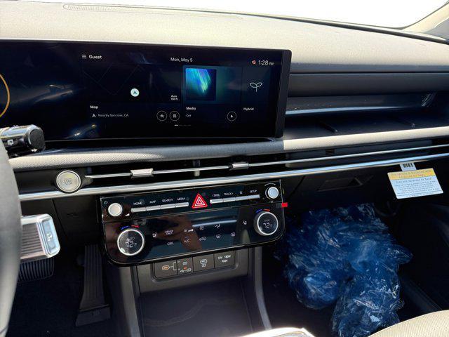 new 2025 Hyundai TUCSON Hybrid car, priced at $38,425