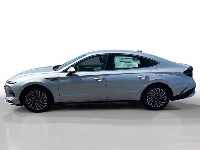 new 2025 Hyundai Sonata Hybrid car, priced at $33,000