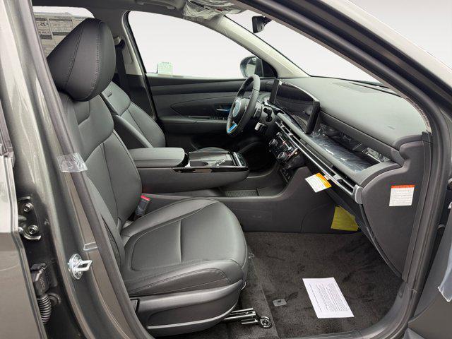 new 2025 Hyundai TUCSON Hybrid car, priced at $37,700