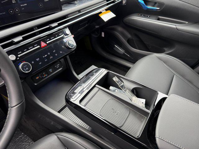 new 2025 Hyundai TUCSON Hybrid car, priced at $37,700