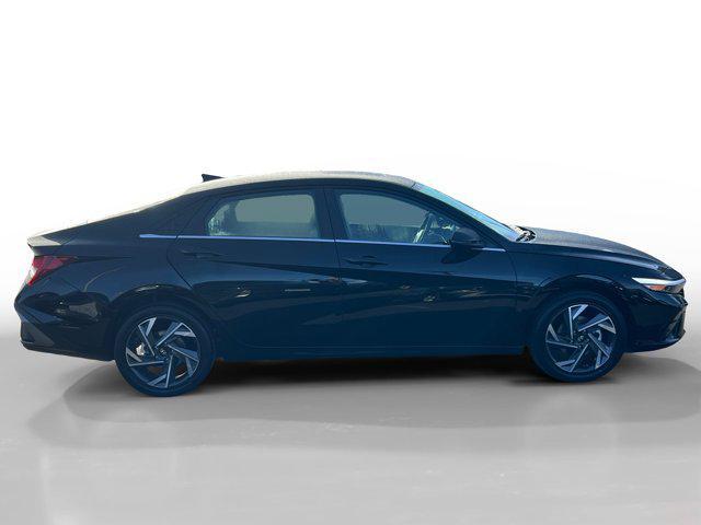 new 2025 Hyundai Elantra car, priced at $30,595