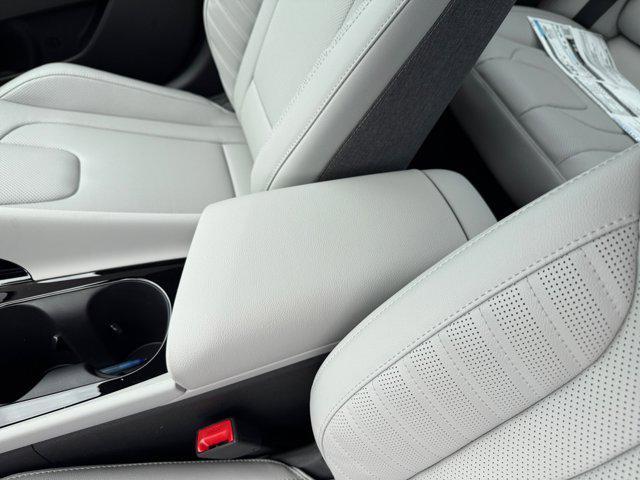 new 2025 Hyundai Elantra car, priced at $30,640
