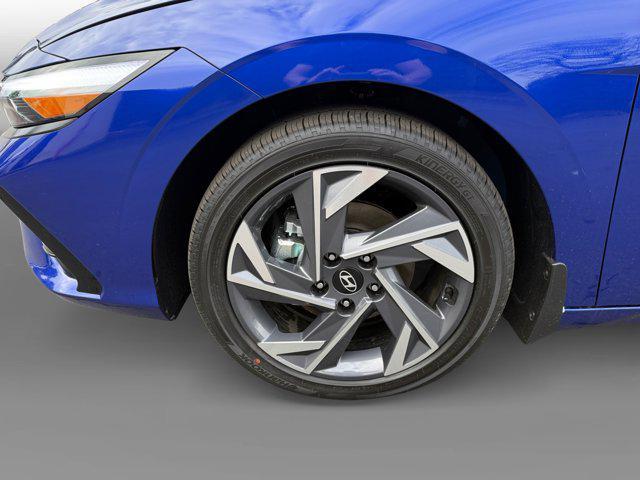 new 2025 Hyundai Elantra car, priced at $30,640