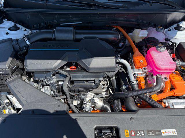 new 2025 Hyundai TUCSON Hybrid car, priced at $39,060