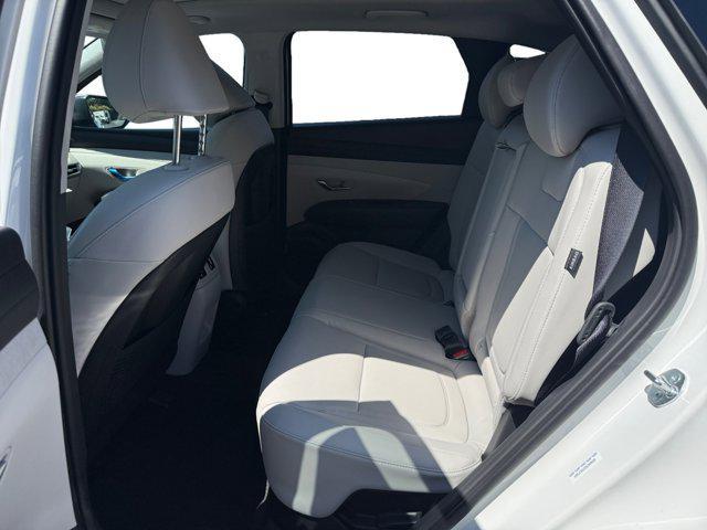 new 2025 Hyundai TUCSON Hybrid car, priced at $39,060
