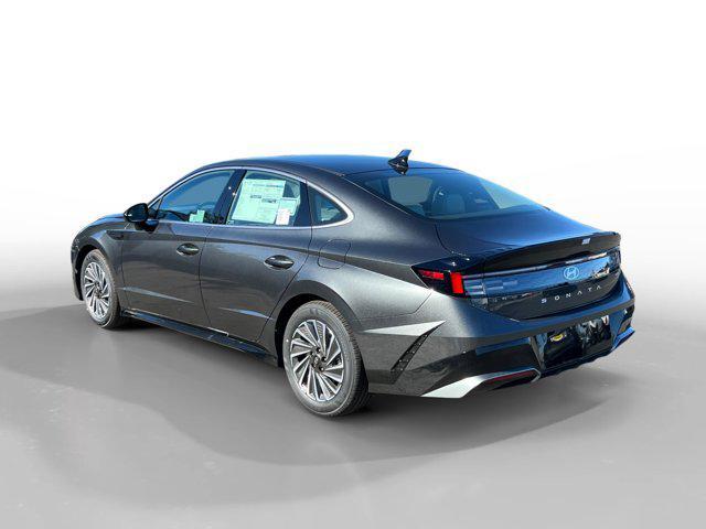 new 2025 Hyundai Sonata Hybrid car, priced at $32,260