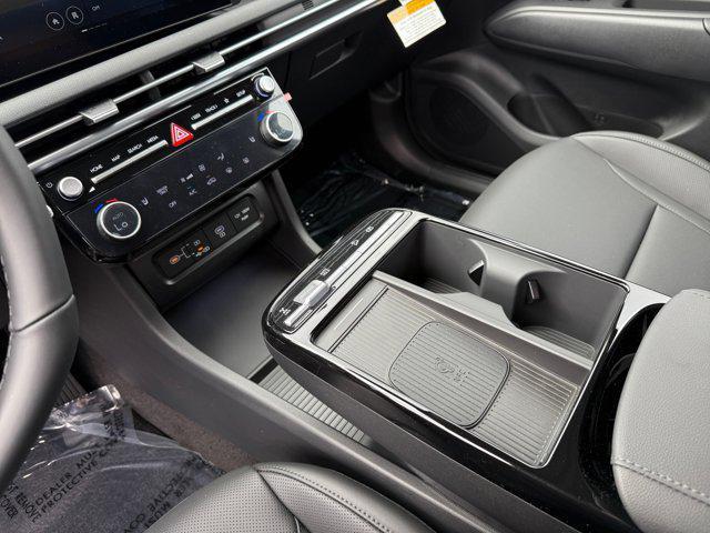 new 2025 Hyundai TUCSON Hybrid car, priced at $38,560