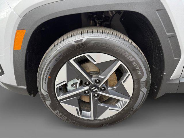 new 2025 Hyundai TUCSON Hybrid car, priced at $38,560
