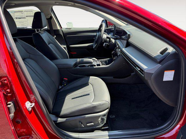 new 2025 Hyundai Sonata Hybrid car, priced at $39,683