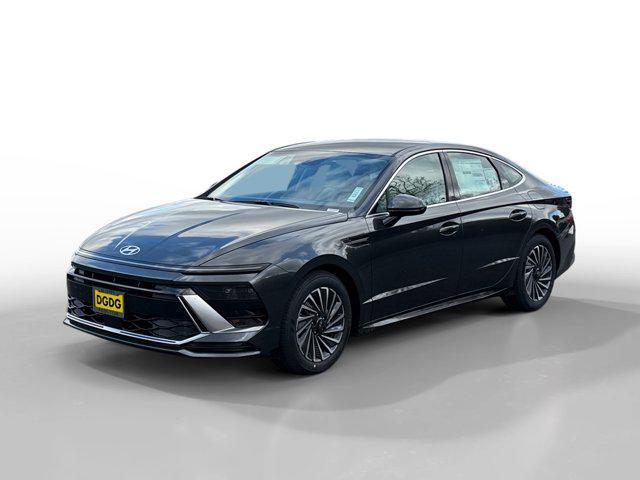 new 2025 Hyundai Sonata Hybrid car, priced at $32,715