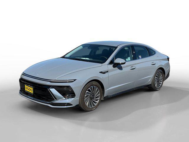 new 2025 Hyundai Sonata Hybrid car, priced at $32,710