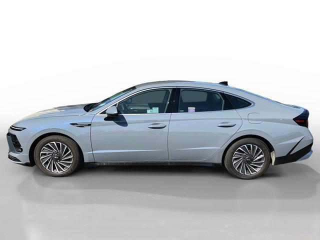 new 2025 Hyundai Sonata Hybrid car, priced at $32,710