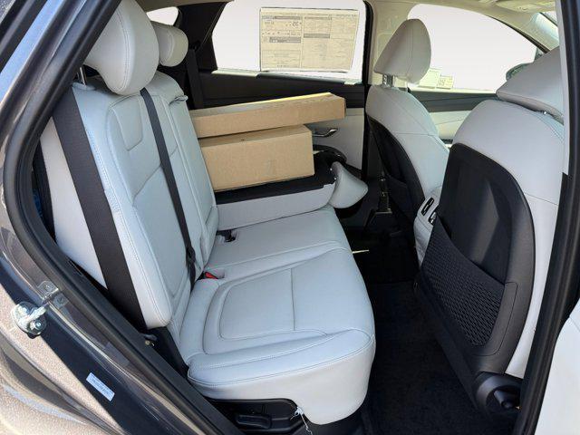 new 2025 Hyundai TUCSON Hybrid car, priced at $43,560