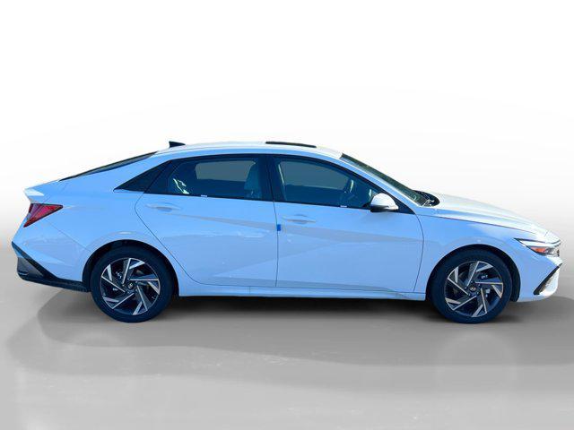 new 2025 Hyundai Elantra car, priced at $31,055