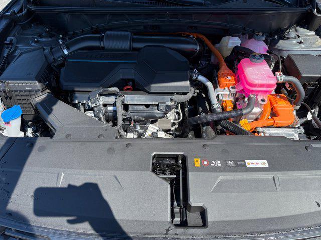 new 2025 Hyundai TUCSON Hybrid car, priced at $38,175