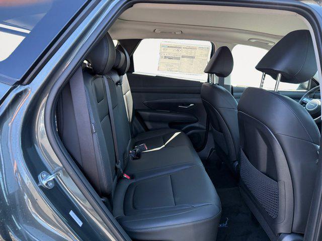 new 2025 Hyundai TUCSON Hybrid car, priced at $38,175