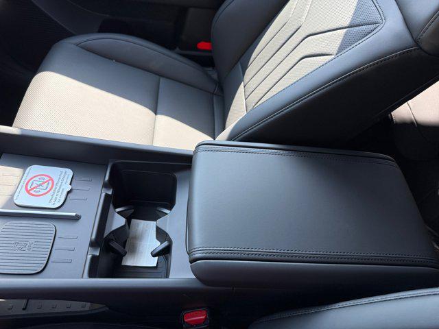 new 2025 Hyundai Santa Fe car, priced at $40,434