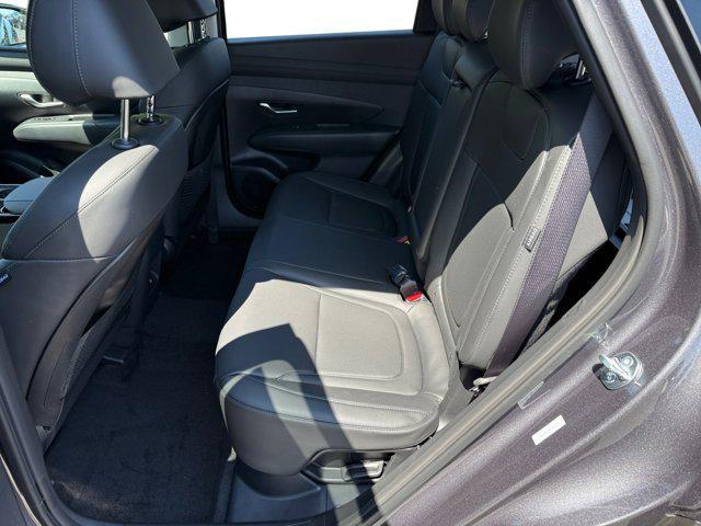 new 2025 Hyundai TUCSON Hybrid car, priced at $37,415
