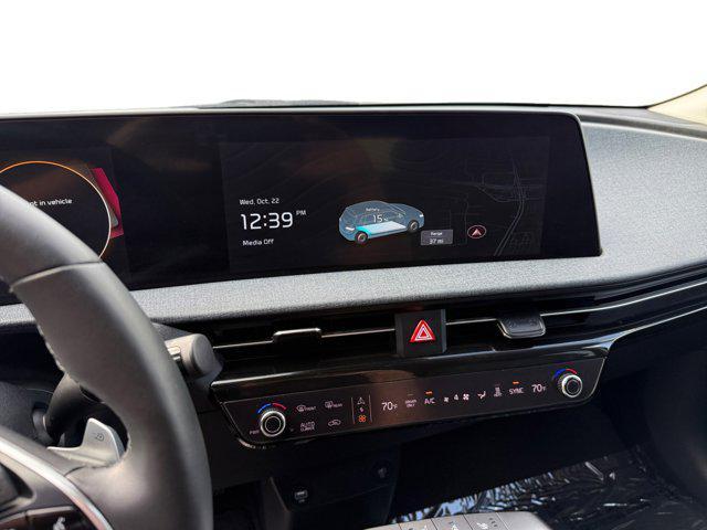 used 2024 Kia EV6 car, priced at $29,148