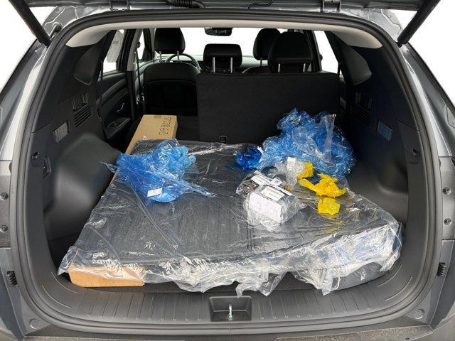 new 2026 Hyundai TUCSON Hybrid car, priced at $37,180