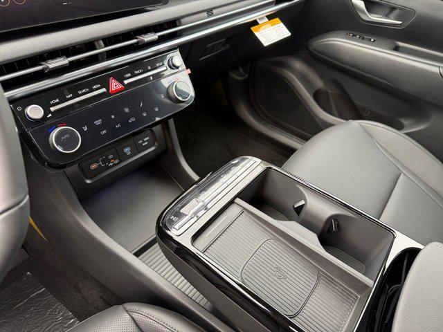 new 2026 Hyundai TUCSON Hybrid car, priced at $37,180