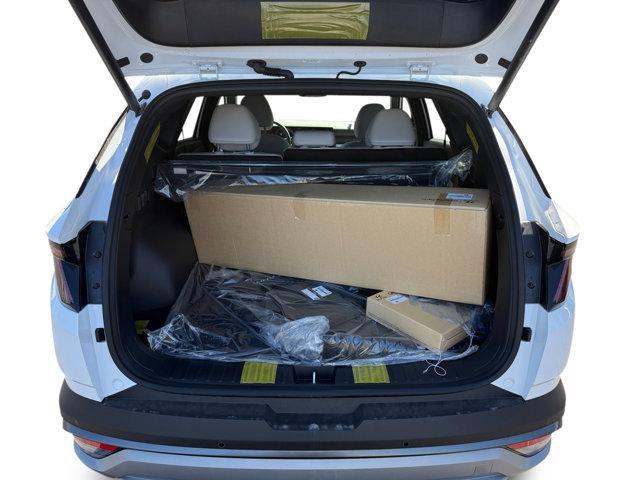 new 2025 Hyundai TUCSON Hybrid car, priced at $44,060