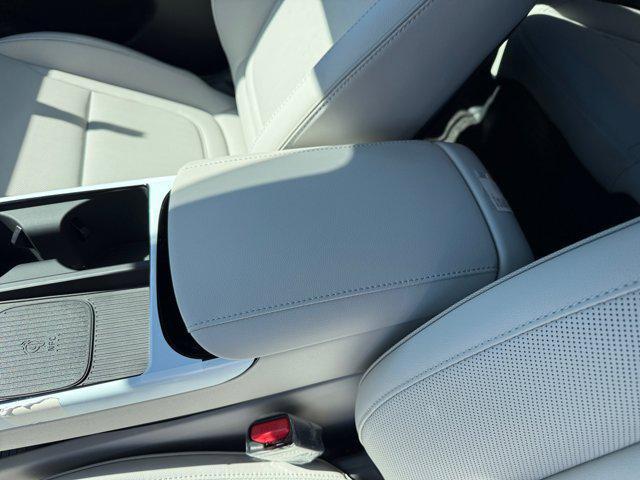 new 2025 Hyundai TUCSON Hybrid car, priced at $44,060