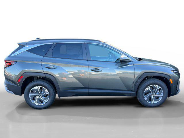 new 2025 Hyundai Tucson Hybrid car, priced at $34,970