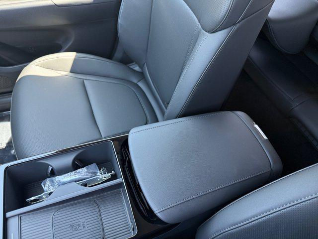 new 2025 Hyundai TUCSON Hybrid car, priced at $38,469