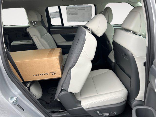 new 2025 Hyundai Santa Fe HEV car, priced at $51,504