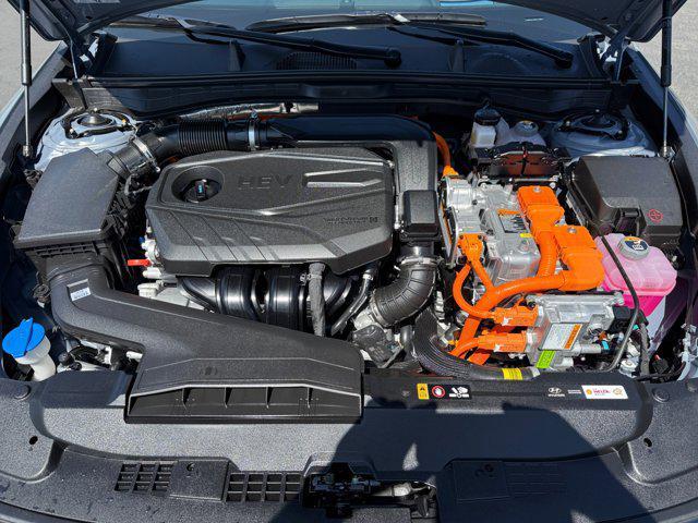 new 2025 Hyundai Sonata Hybrid car, priced at $39,518