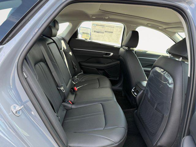 new 2025 Hyundai Sonata Hybrid car, priced at $39,518