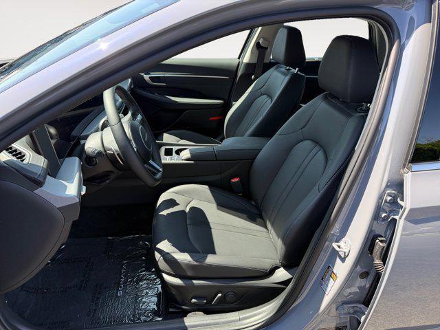 new 2025 Hyundai Sonata Hybrid car, priced at $39,518