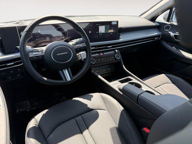 new 2025 Hyundai Sonata Hybrid car, priced at $39,518
