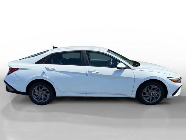 new 2025 Hyundai ELANTRA HEV car, priced at $27,715