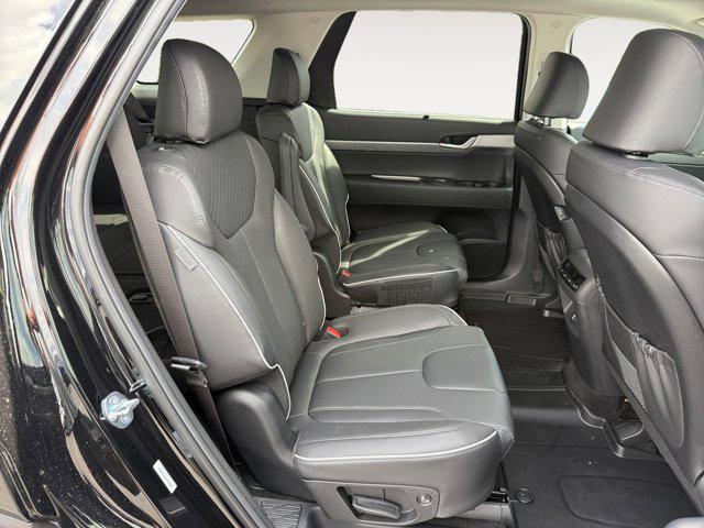 used 2025 Hyundai Palisade car, priced at $42,598