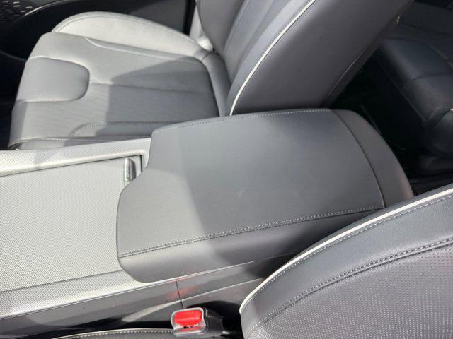 used 2025 Hyundai Palisade car, priced at $42,598