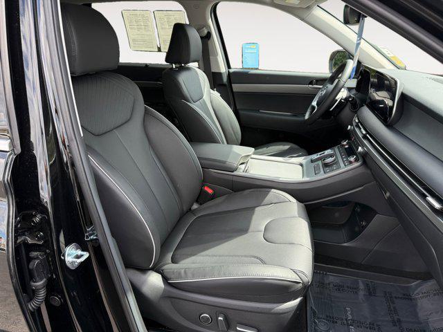used 2025 Hyundai Palisade car, priced at $42,598