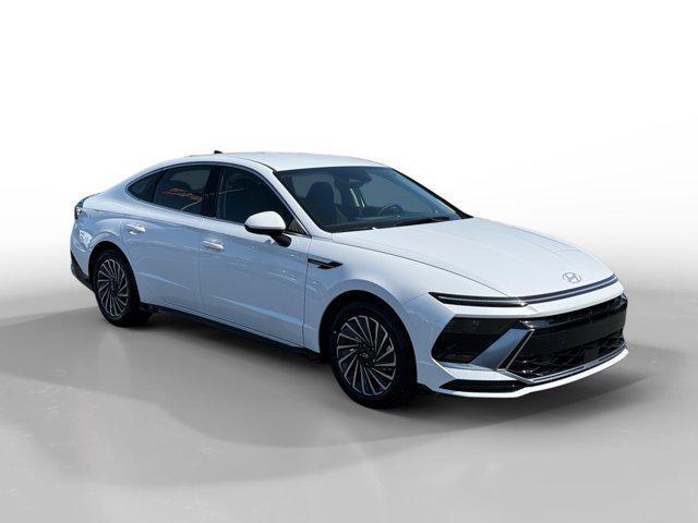 used 2025 Hyundai Sonata Hybrid car, priced at $33,991