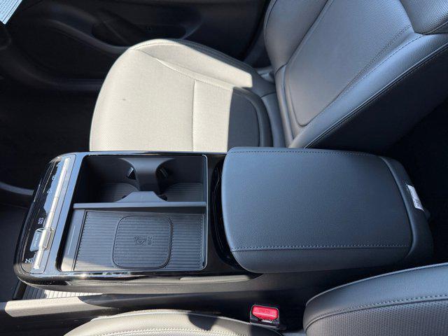 new 2025 Hyundai TUCSON Hybrid car, priced at $42,890