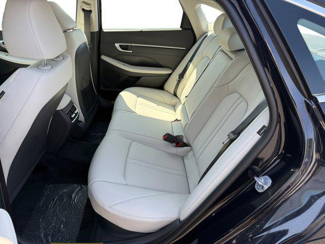 new 2025 Hyundai Sonata Hybrid car, priced at $39,178