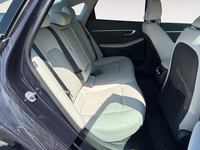 new 2025 Hyundai Sonata Hybrid car, priced at $39,178