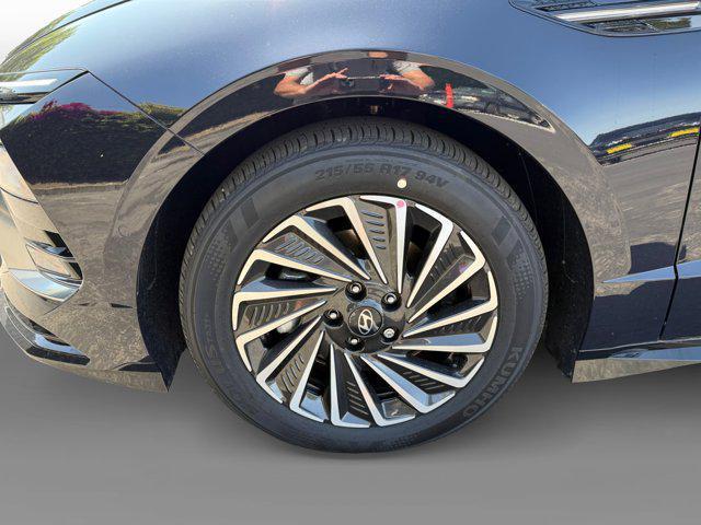 new 2025 Hyundai Sonata Hybrid car, priced at $39,178