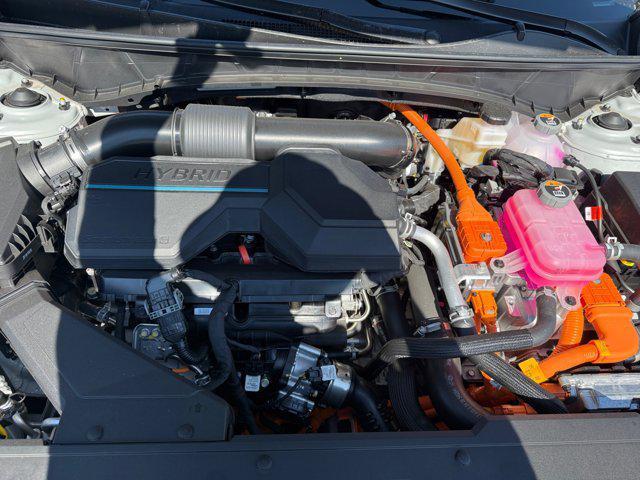 new 2025 Hyundai TUCSON Hybrid car, priced at $34,985